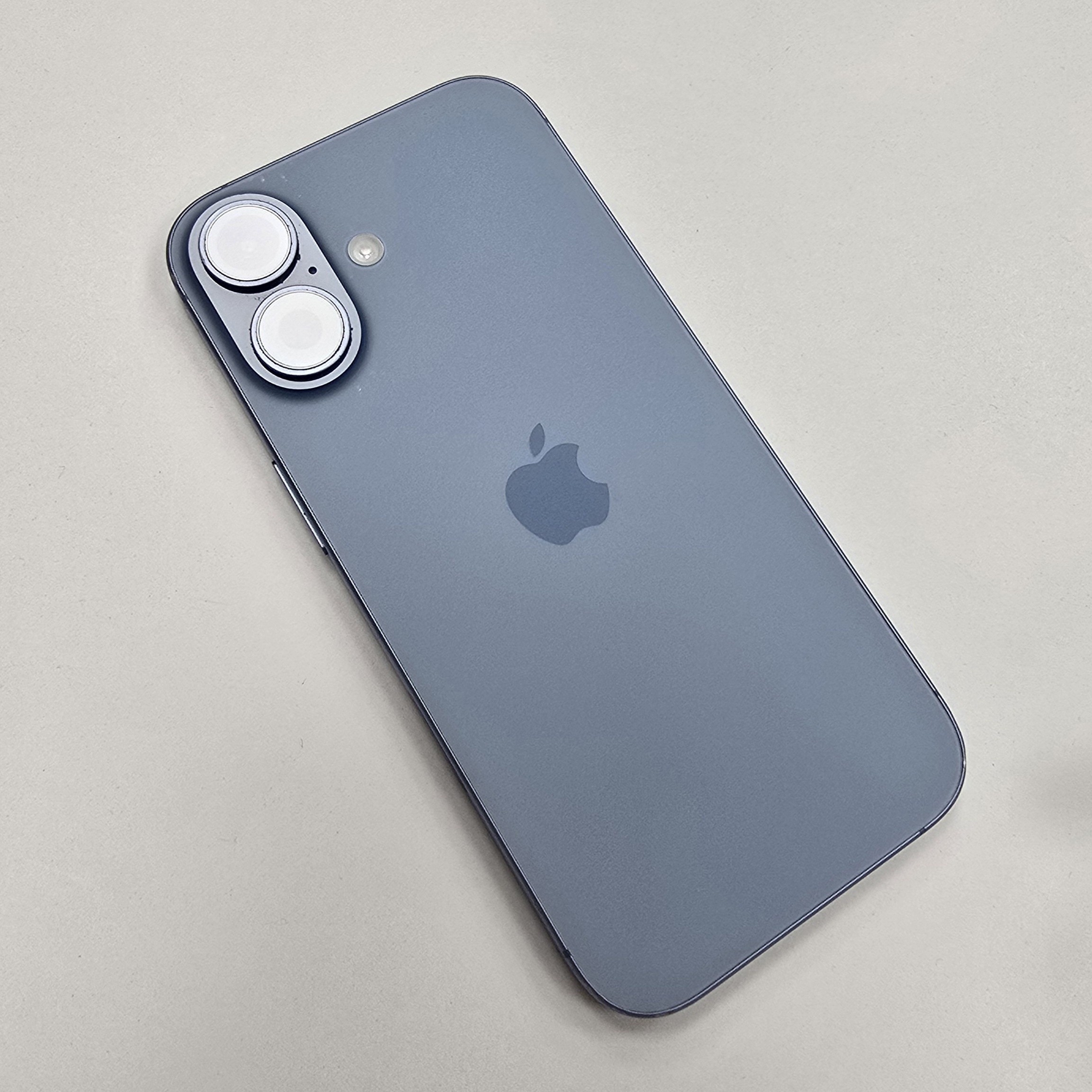 Смартфон Apple iPhone 17 256 GB - Image 5